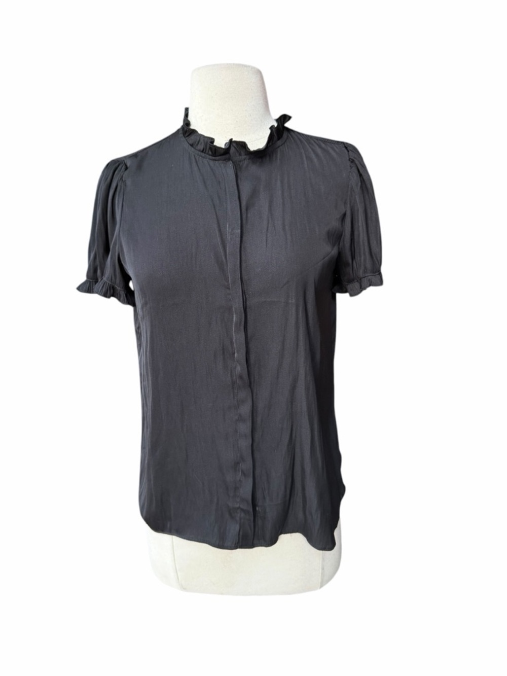 NWT T Tahari Covered Ruffle Neck Placket Short Sleeve Top